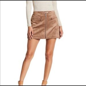 BCBGMAXAZRIA Tan/Brown Faux Mini Suede Skirt